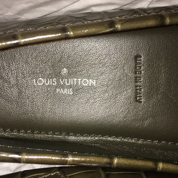 Dauphine Louis Vuitton loafers - Picture 4 of 7